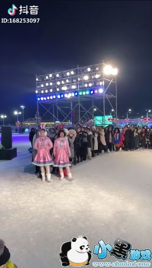 抖音左脚右脚左右脚什么歌_抖音左脚右脚左右