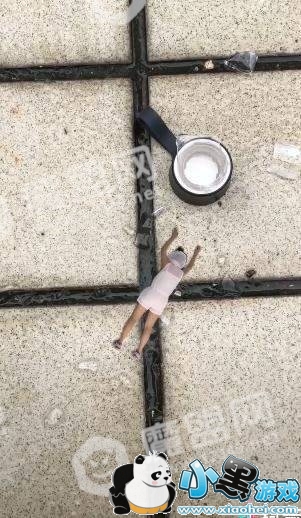 抖音一个女生跳进瓶子里是怎么拍的_拍摄教程视频分享