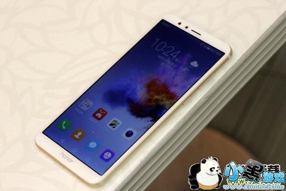 华为畅享9和荣耀畅玩7X手机对比实用评测小黑游戏 华为畅享9和荣耀畅玩7X哪个好?华为畅享9和荣耀畅玩7X区别对比