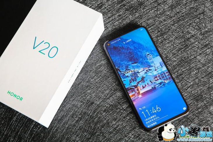 ��ҫV20��С��8�ֻ��Ա�ʵ������С����Ϸ