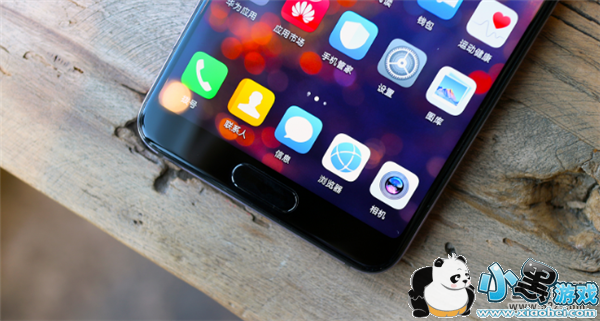 ��ҫv20�ͻ�Ϊp20����Ա�ʵ������С����Ϸ