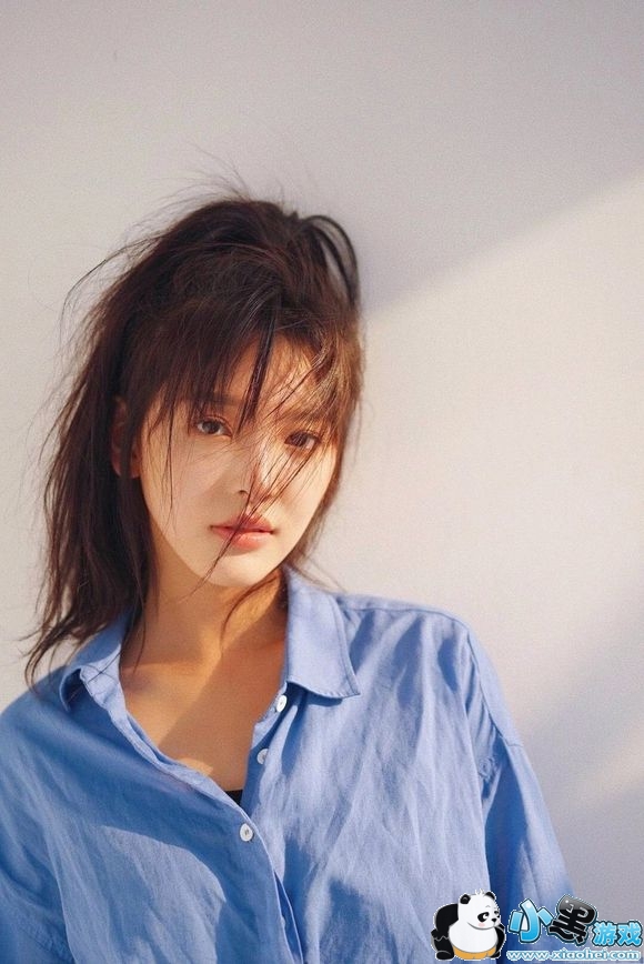 章若楠无水印高清壁纸_抖音章若楠手机高清壁纸