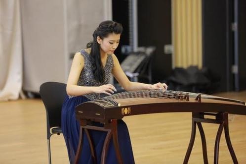 �����ݼ�����﨣��ù���֮�������С�����