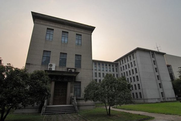 hust�����ֻ���