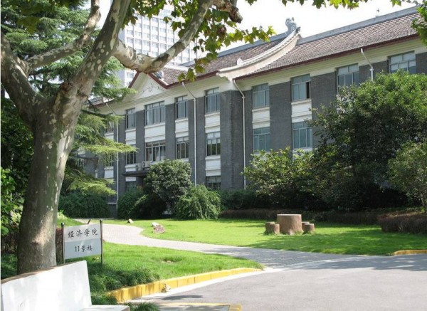 �������䰲׿��