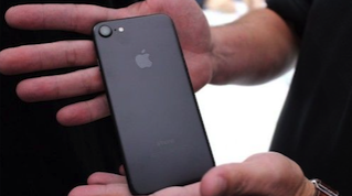 iPhone7�ĸ��汾����� ���汾iPhone7�ۼ۶�-ƻ����Ѷ�� title=