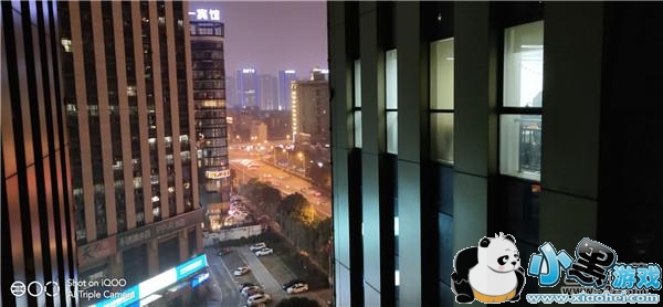 iQOO����Ч��ʵ������С����Ϸ