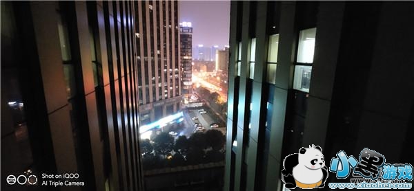 iQOO����Ч��ʵ������С����Ϸ