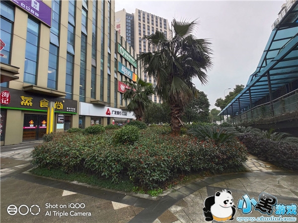 iQOO����Ч��ʵ������С����Ϸ