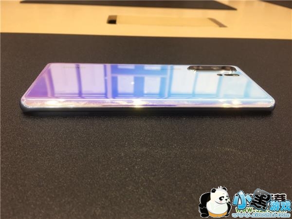 华为p30和华为mate20pro区别对比实用评测小黑游戏 华为p30和华为mate20pro区别对比实用评测小黑游戏