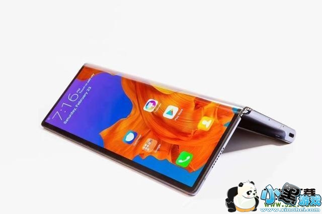 ��ΪMate X�ֻ�ʵ�ò���С����Ϸ