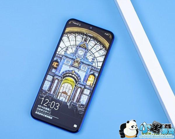 荣耀20i和vivo Z3区别对比实用评测小黑游戏 荣耀20i和vivo Z3区别对比实用评测小黑游戏