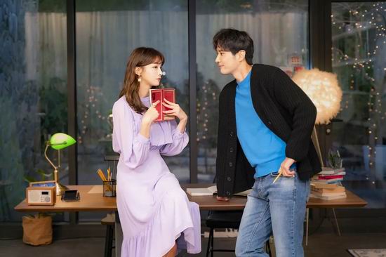 ����ӰԺ�ֻ��棺һ����������������Ļ�ĸ�