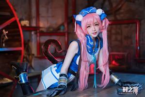 �ݶ�������Ů���ơ�ʱ֮�顷��һ��coser����