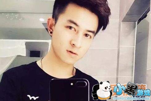 抖音上的麻将之歌是谁唱的?