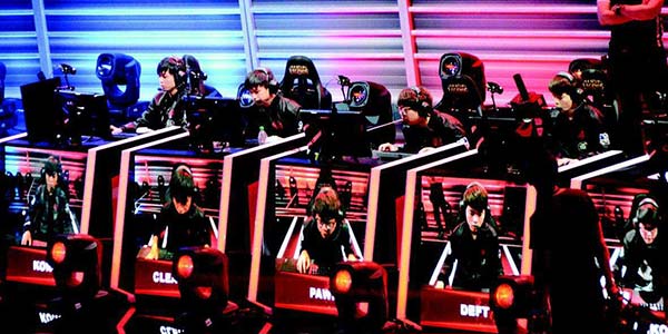 ���Ӿ��������2021��ȫ�˻� ��Ȼ�����ڹ㳡��֮��