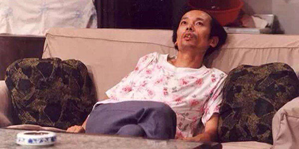 �������١�����Ϸ��̬���˵Ļ��������ε��ڣ�