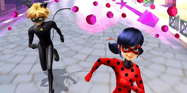 ��ư����Ů���ı����μ����ϼ� ���ݳ���Ӣ���ػ�����