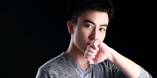 �½��Ժ������߸��˽�һ�£����ѣ�̬�ȿ��ԣ����о�