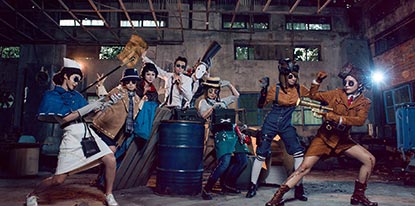 �����˸�cos���� һ�����Ա���̨���cosͼ