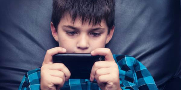 �������˾�ÿ����1����Сʱ�ֻ�����������